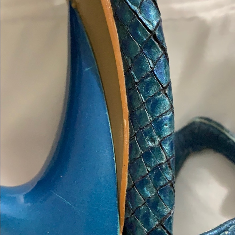 Shoes - Picture 11 of 13